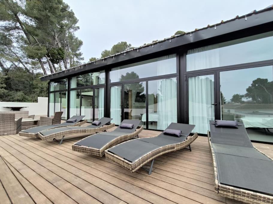 Industrial Luxury Nimes & Arles Villa บูแคร์ ภายนอก รูปภาพ