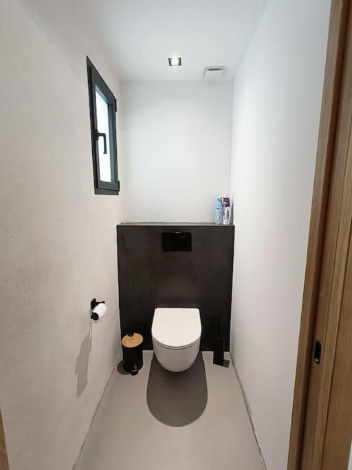 Industrial Luxury Nimes & Arles Villa บูแคร์ ภายนอก รูปภาพ
