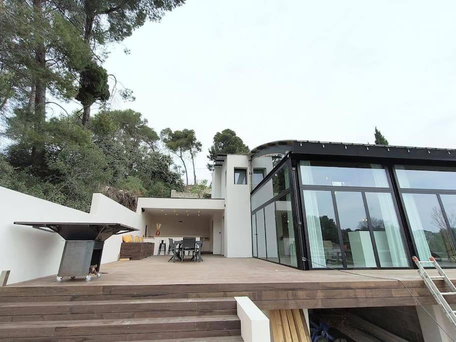 Industrial Luxury Nimes & Arles Villa บูแคร์ ภายนอก รูปภาพ