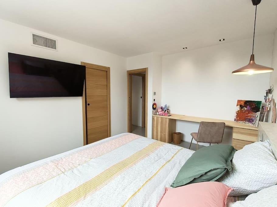Industrial Luxury Nimes & Arles Villa บูแคร์ ภายนอก รูปภาพ