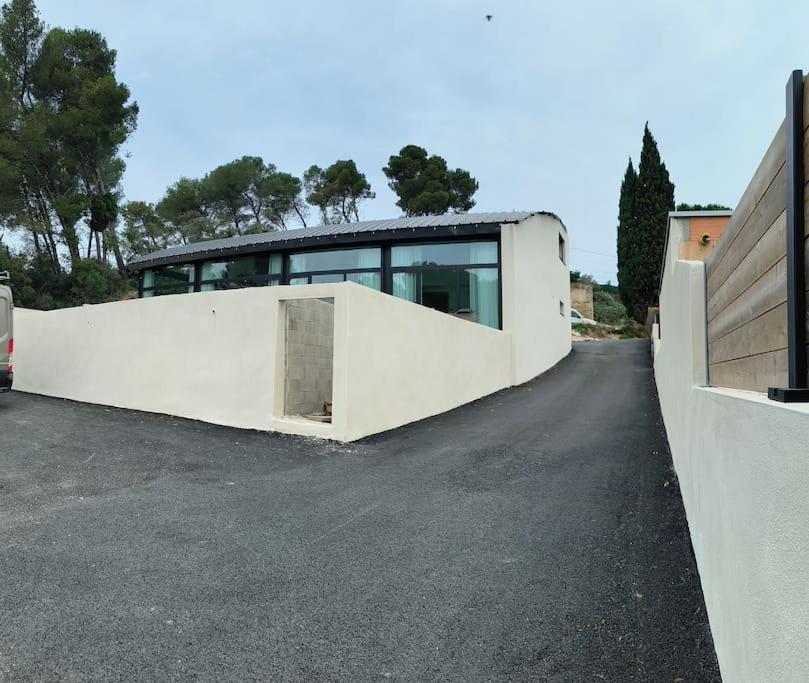 Industrial Luxury Nimes & Arles Villa บูแคร์ ภายนอก รูปภาพ
